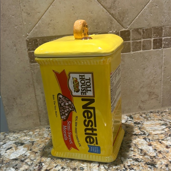 Nestle Toll House Recipe Cookie Jar - Picture 2 of 12